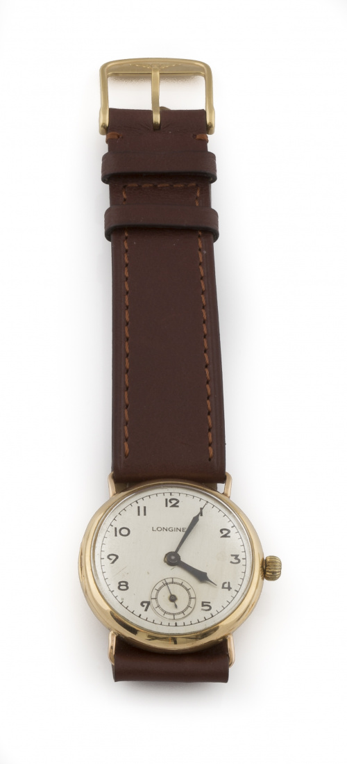 Reloj LONGINES años 30 en oro de 18K.