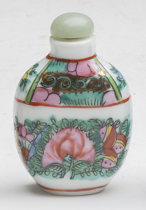 Snuff botlle de porcelana esmaltada