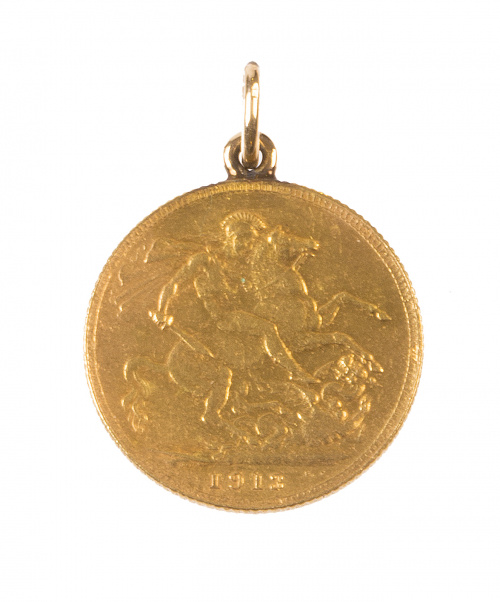 Colgante con moneda de un soberano de Jorge V
