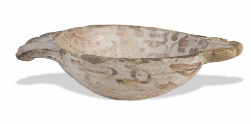 Escudilla de orejas esmaltada en reflejo metálico, S. XVI