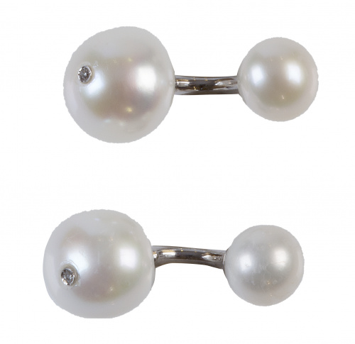Gemelos dobles de perlas cultivadas con un brillante en la 