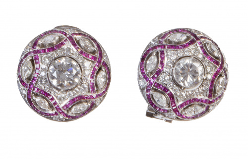 Pendientes semiesféricos Art-Decó, con brillantes centrales