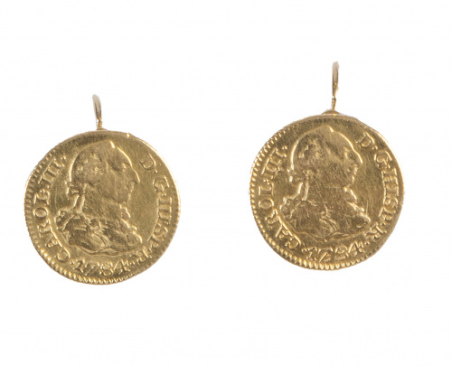 Pendientes realizados con monedas de Carlos III