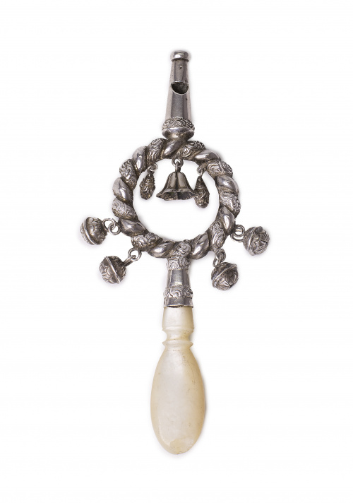 Sonajero - Silbato de plata en su color de decoración graba