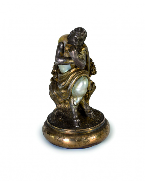 “Fauno” en plata dorada, plata, lapislázuli y perlas, S. XIX