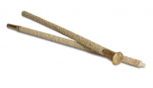 Bastón de mando en marfil tallado y mango en oro.Cantón, 