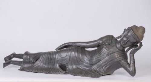 Buda tumbado de bronce, S. XX