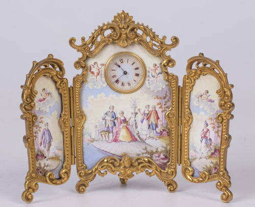 Reloj con forma de biombo de estilo Luis XV en esmalte y br