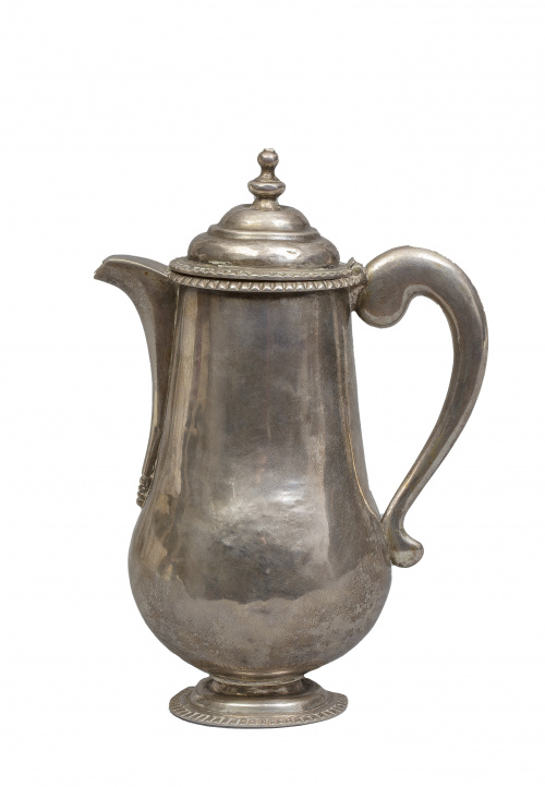 Cafetera de plata en su color con marcas.Almagro? y Franc