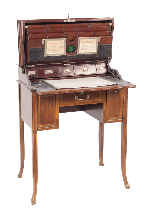 Escritorio de campaña en madera e interior compartimentado,