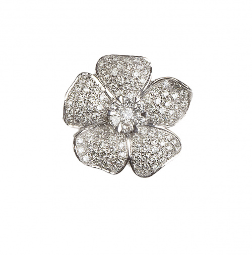 Sortija con diseño de completamente cuajada de brillantes c