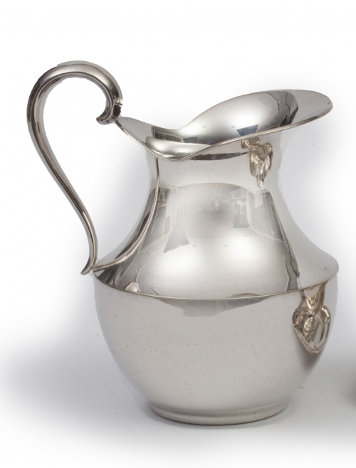 Jarro para agua de metal plateado, S. XX