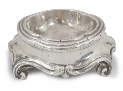 Salero en plata, con marcas frustas.Logroño, S. XVIII.