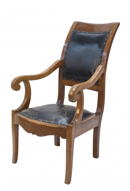 Butaca Luis Felipe de madera de nogal.Trabajo francés, S.