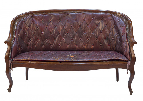 Banco de madera de nogal, con asiento cané y piel granate e