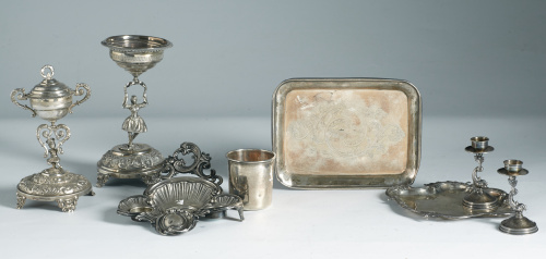 Especiero de plata con decoración cincelada y repujada, Bar