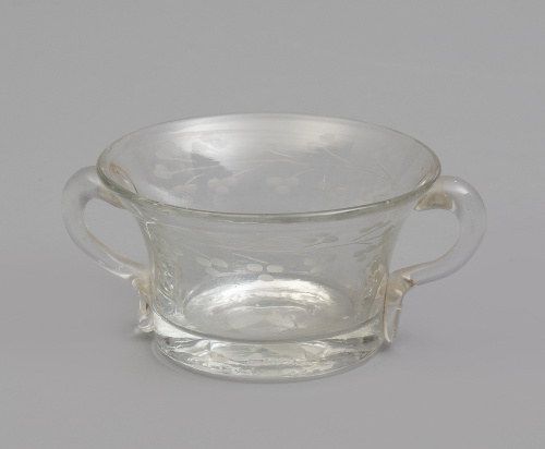 Salero Fernando VII de vidrio incoloro, grabado a rueda.L