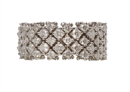 Sortija con banda ancha articulada de brillantes