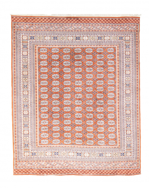 Alfombra de campo rojo con decoración geométrica, Caucáso, 