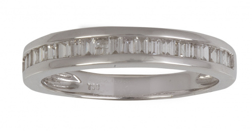 Sortija media alianza de diamantes talla baguette