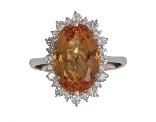 Sortija con topacio Imperial natural de 11,40 ct y talla ov
