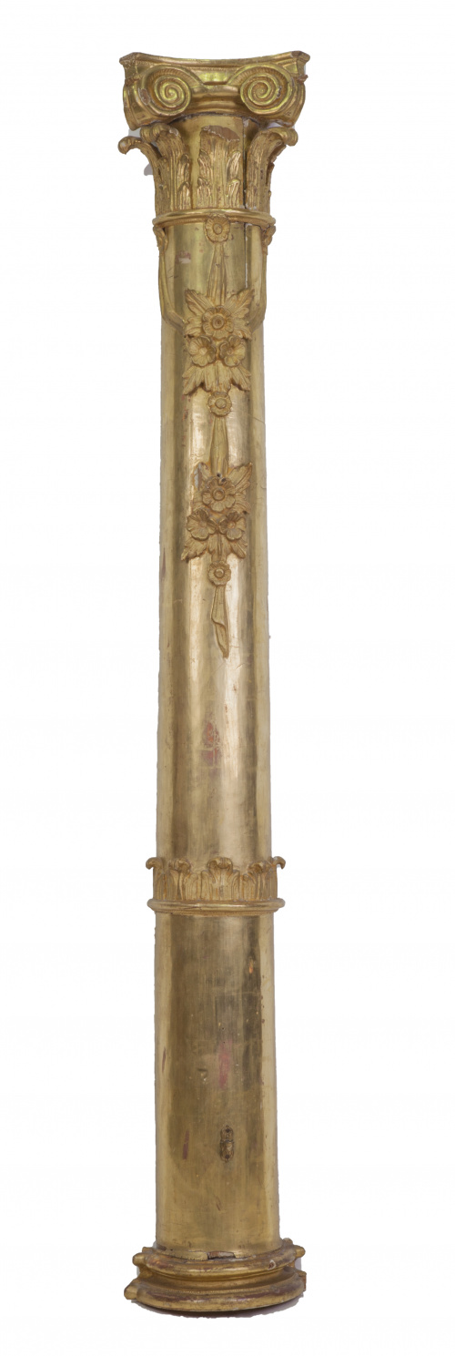 Pilastra Carlos IV de madera tallada y dorada.Trabajo esp