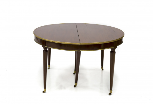 Mesa de comedor extensible de madera de caoba de estilo dir