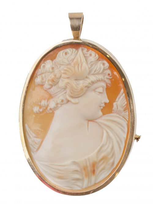 Broche colgante con camafeo de dama en concha bicolor con m