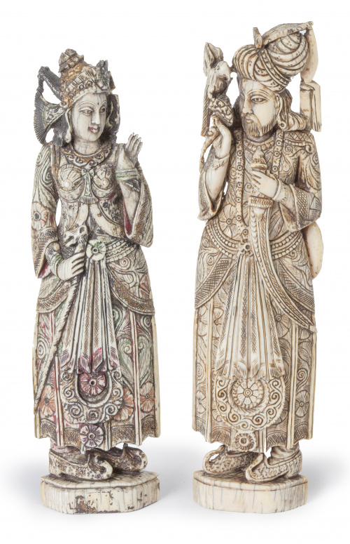 Pareja de hindues de marfil tallado y policromado.S. XIX 