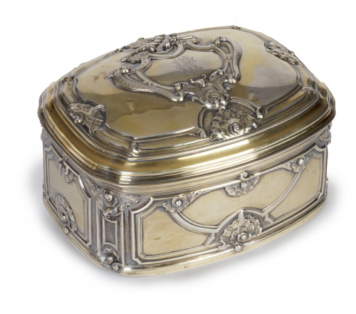 Wolfers FrèresCaja en plata vermeille de estilo Luis XIV 