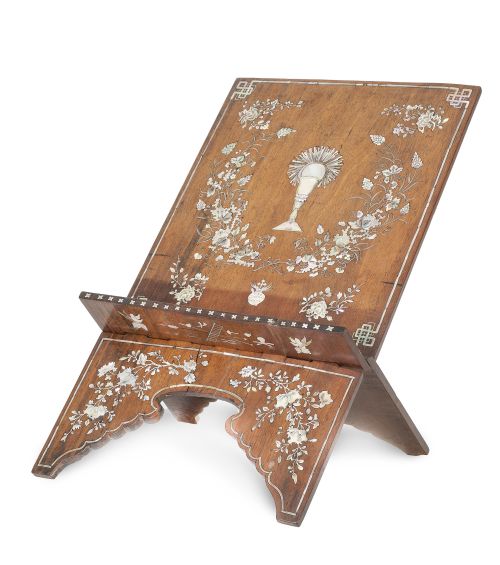 Atril plegable de madera con inscrustaciones de nácarIndo