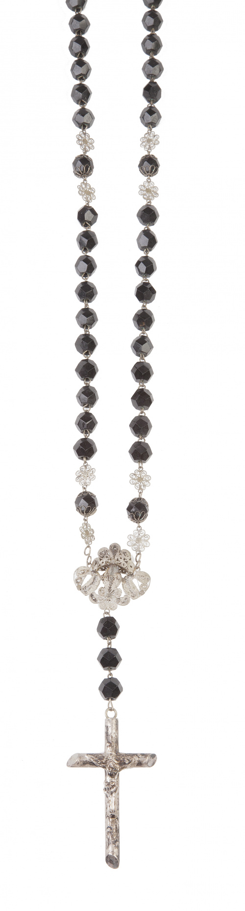 Rosario de cuentas de azabache facetadas con entrepiezas de