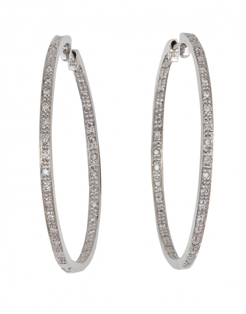 Pendientes criollas con brillantes en el frente