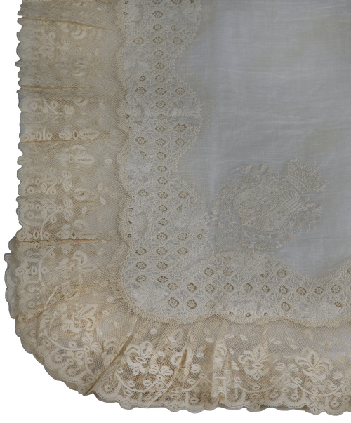 Pañuelo de la reina María Cristina de Habsburgo (1858-1929)