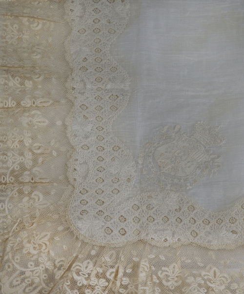 Pañuelo de la reina María Cristina de Habsburgo (1858-1929)