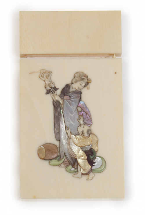 Tarjetero Shibayama en marfil tallado con incrustaciones de