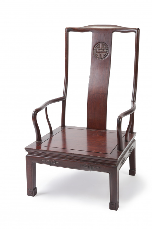 Silla de oficial probablemente en madera de Huanghuali?Ch