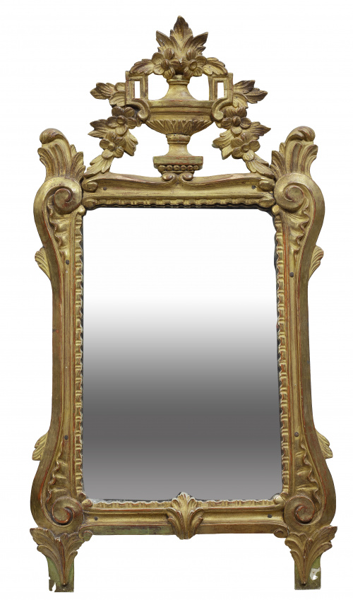 Espejo Luis XVI en madera tallada y dorada.Francia, ff. d