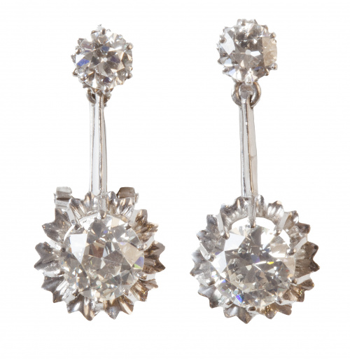 Pendientes largos años 50 con dos brillantes, articulados c