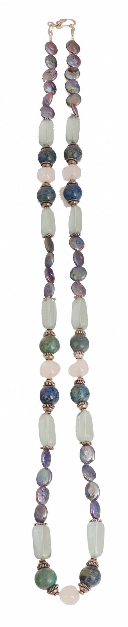Collar largo de cuarzos azules, piedras verdes y perlas pla