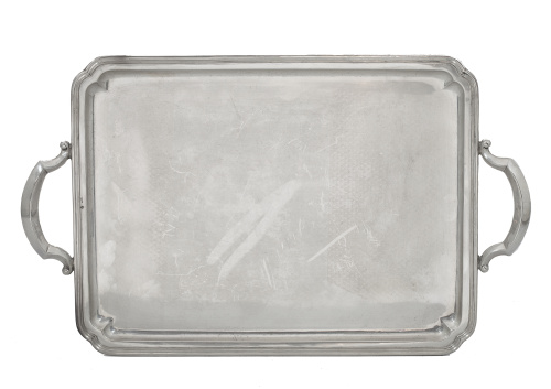 Bandeja con asas en plata española ley 916, S. XX.