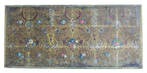 Guadamecí, en piel dorada, moldeada y policromada.Trabajo