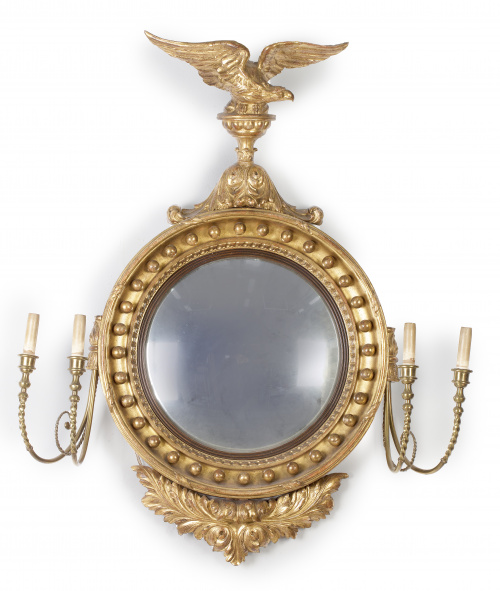 Pareja de espejos convexos regencia de madera tallada y dorada