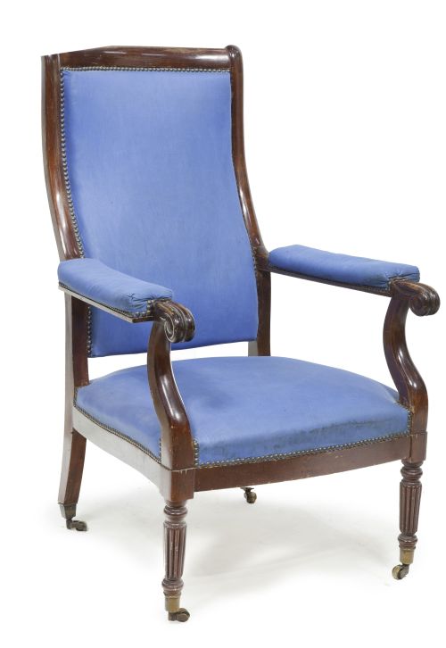 Butaca Luis Felipe de madera de nogal.Francia, primera mi