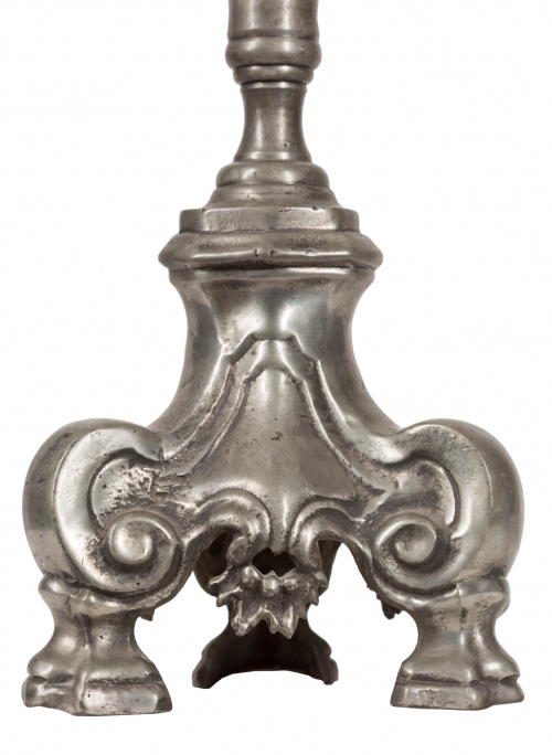 Pareja de hacheros de estilo barroco de estaño.España, S.