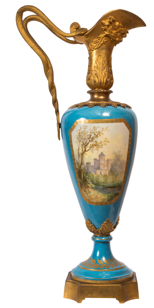 Importante pareja de jarras a la manera de Sévres en porcel