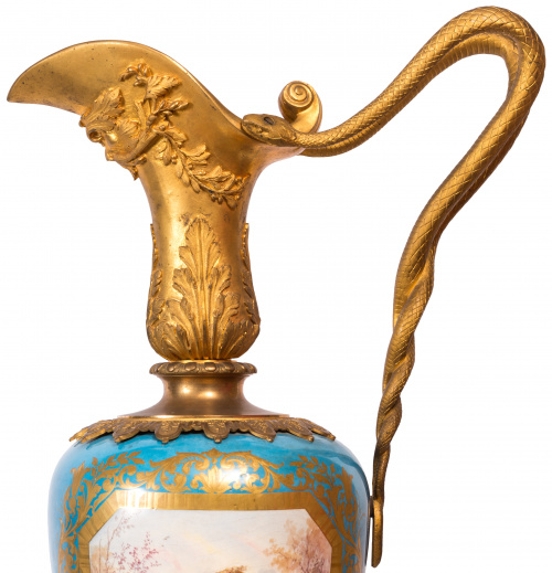 Importante pareja de jarras a la manera de Sévres en porcel