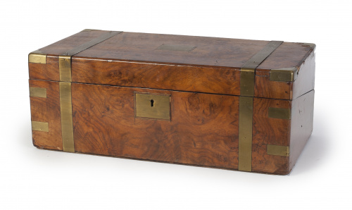 Escritorio de viaje de madera de raíz con aplicaciones de m