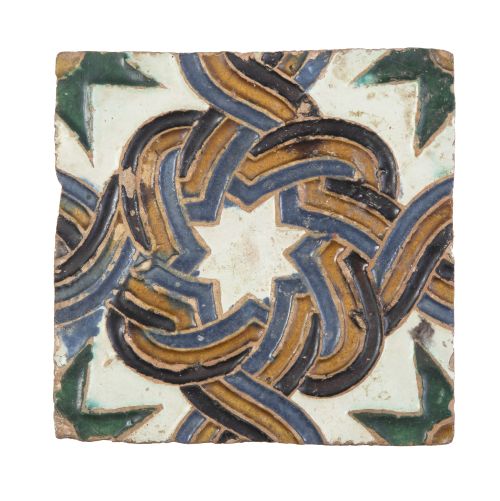 Azulejo de cerámica esmaltada de arista con soga y estrella