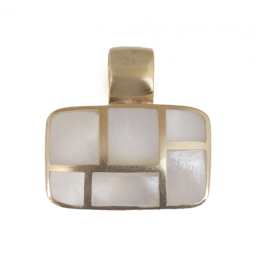 Colgante rectangular de plata dorada con madreperla en dise